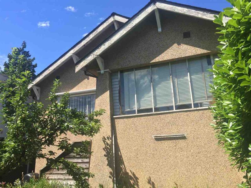 FEATURED LISTING: 2147 1ST Avenue East Vancouver